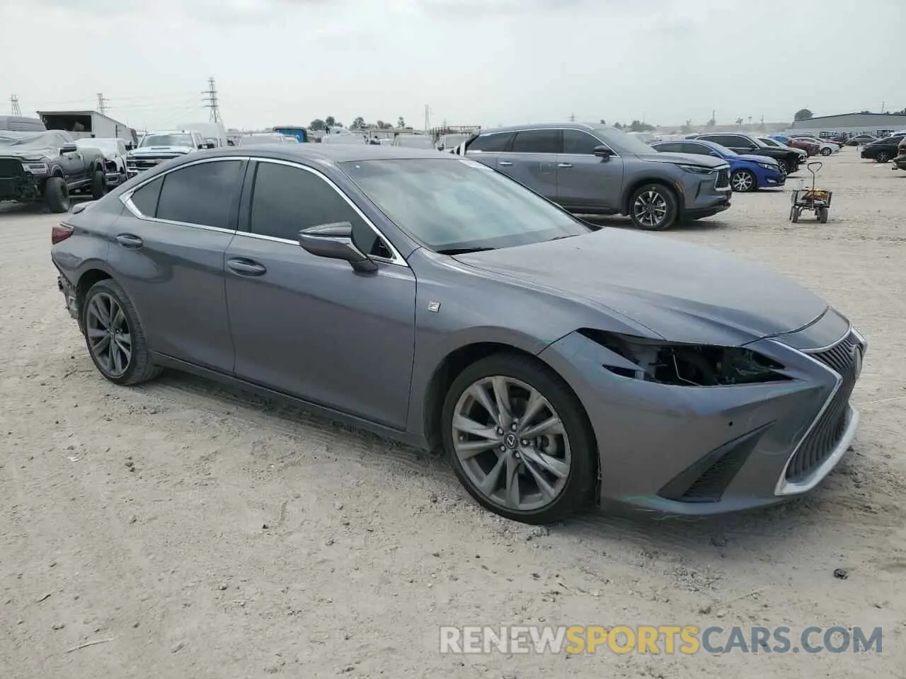 4 Photograph of a damaged car 58AGZ1B19LU081548 LEXUS ES 350 F S 2020