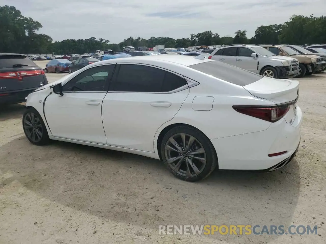 2 Photograph of a damaged car 58AGZ1B1XLU072700 LEXUS ES 350 F S 2020
