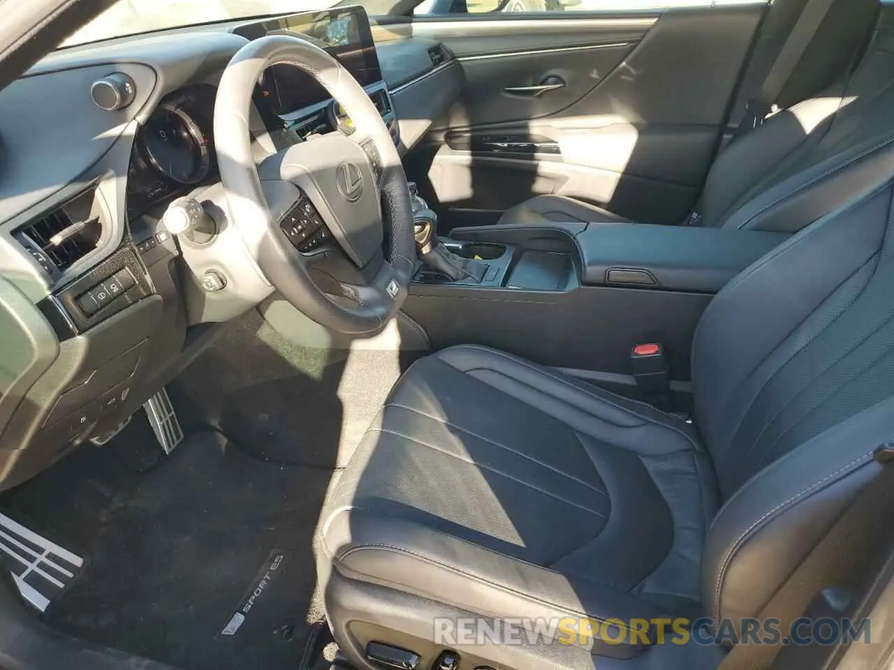 7 Photograph of a damaged car 58AJZ1B11PU139910 LEXUS ES 350 F S 2023