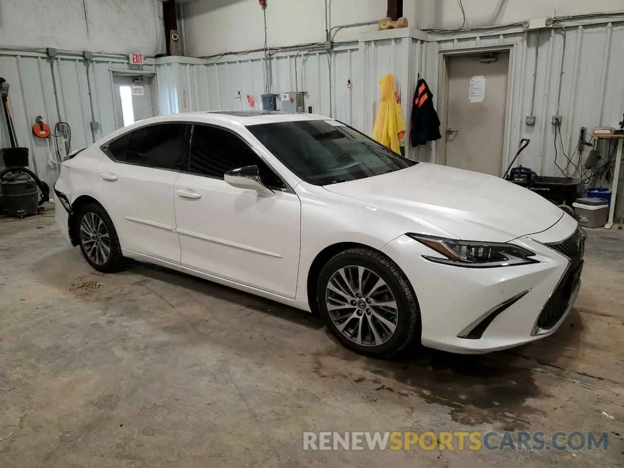 4 Photograph of a damaged car 58AD11D11MU005671 LEXUS ES250 2021