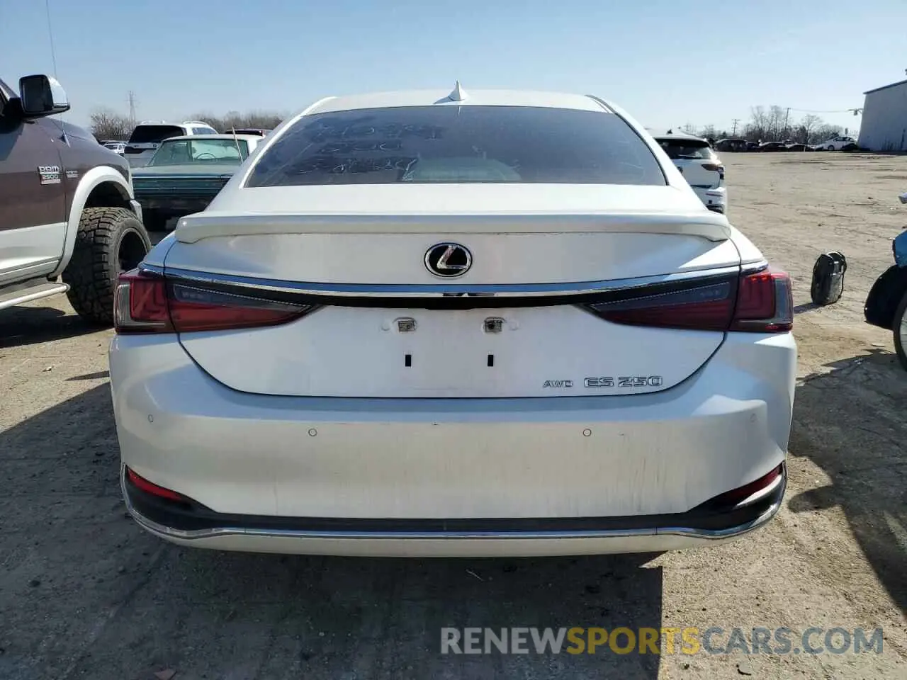 6 Photograph of a damaged car 58AD11D13MU001959 LEXUS ES250 2021