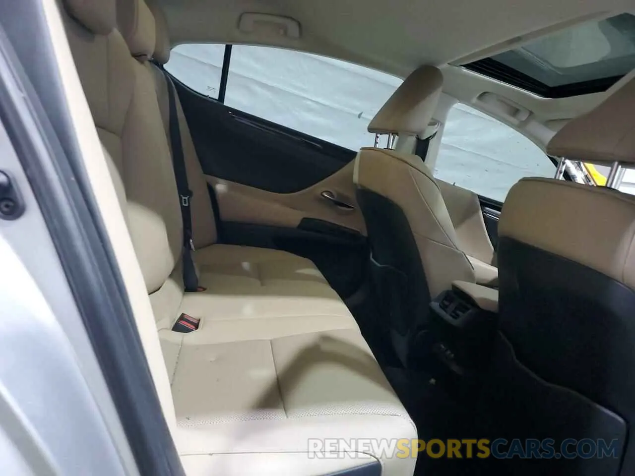 10 Фотография поврежденного автомобиля 58AD11D13MU005655 LEXUS ES250 2021