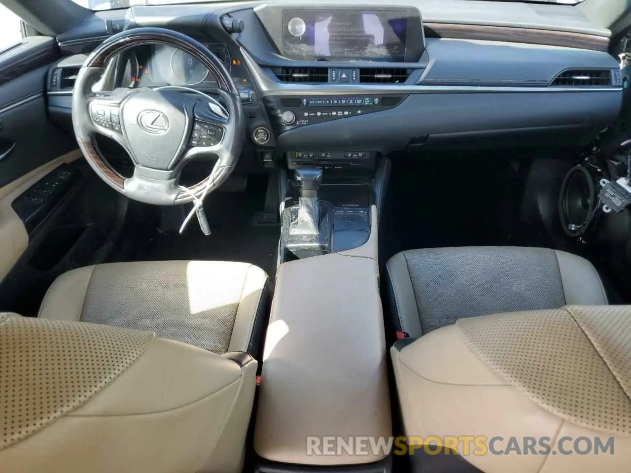 8 Фотография поврежденного автомобиля 58AD11D17MU001818 LEXUS ES250 2021