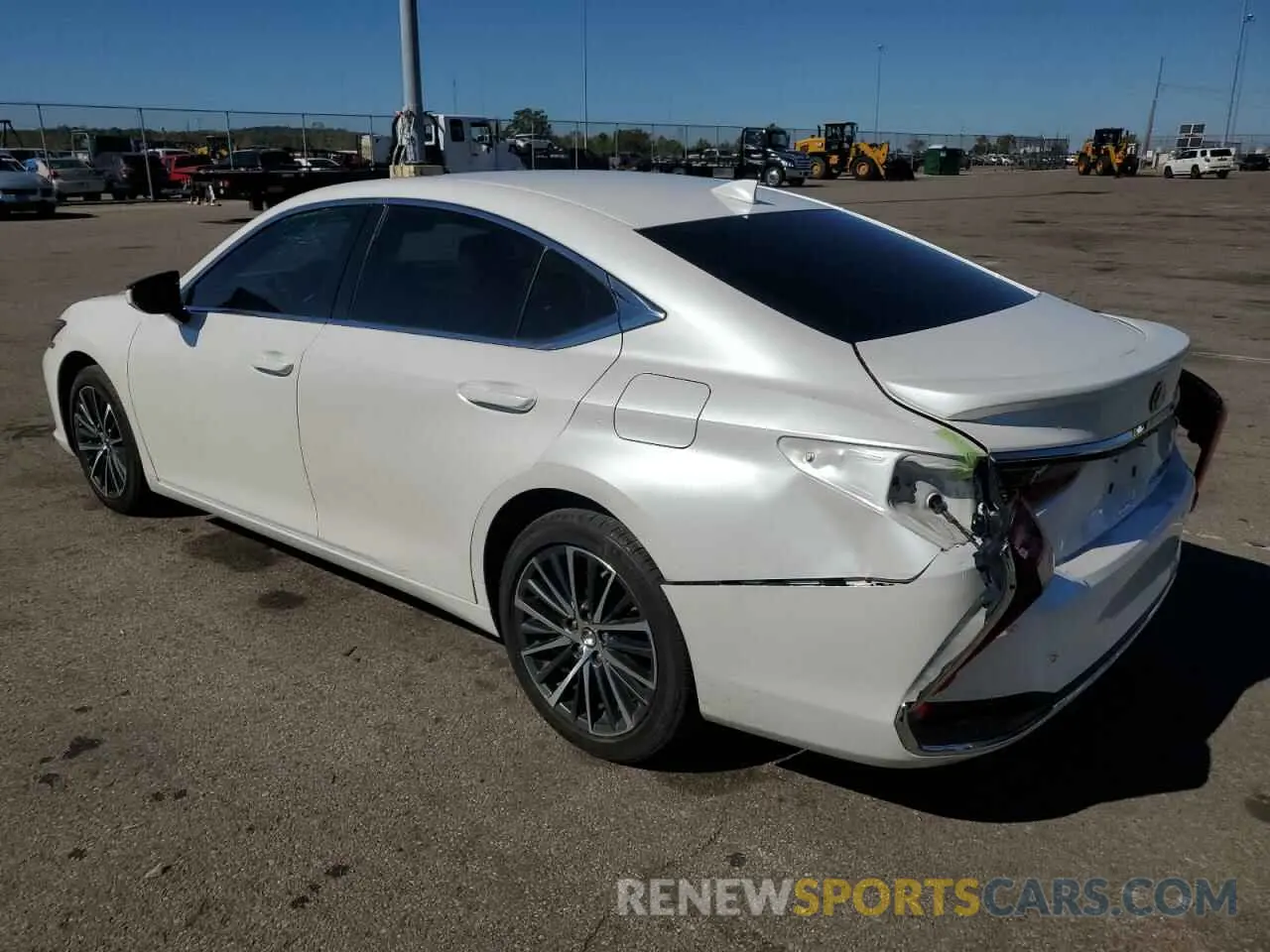 2 Фотография поврежденного автомобиля 58AD11D14NU008856 LEXUS ES250 2022