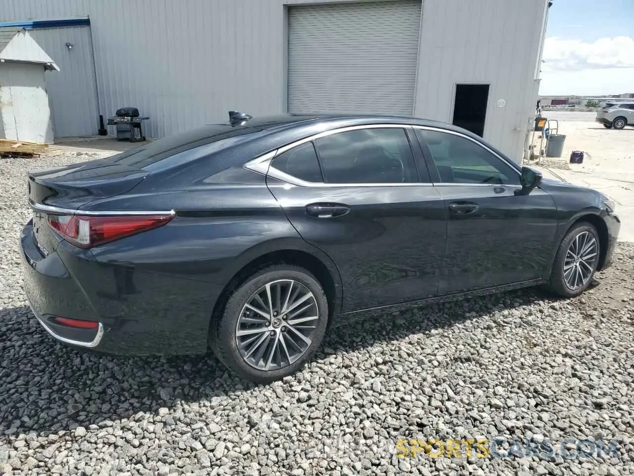 3 Фотография поврежденного автомобиля 58AD11D14PU010593 LEXUS ES250 2023