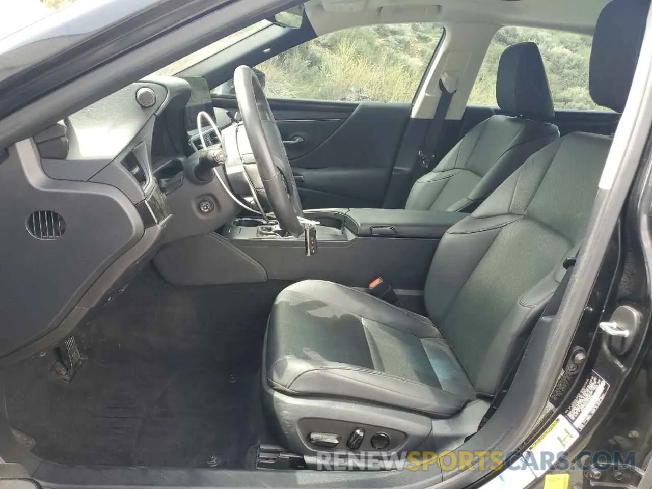 7 Фотография поврежденного автомобиля 58AD11D14PU010593 LEXUS ES250 2023