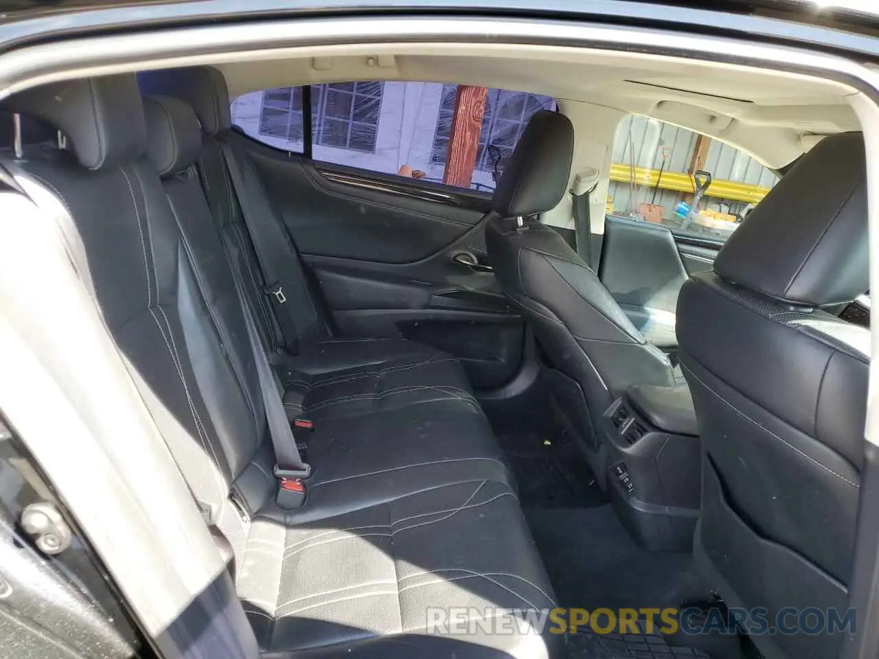 10 Фотография поврежденного автомобиля 58AB21B11KU003746 LEXUS ES300 2019
