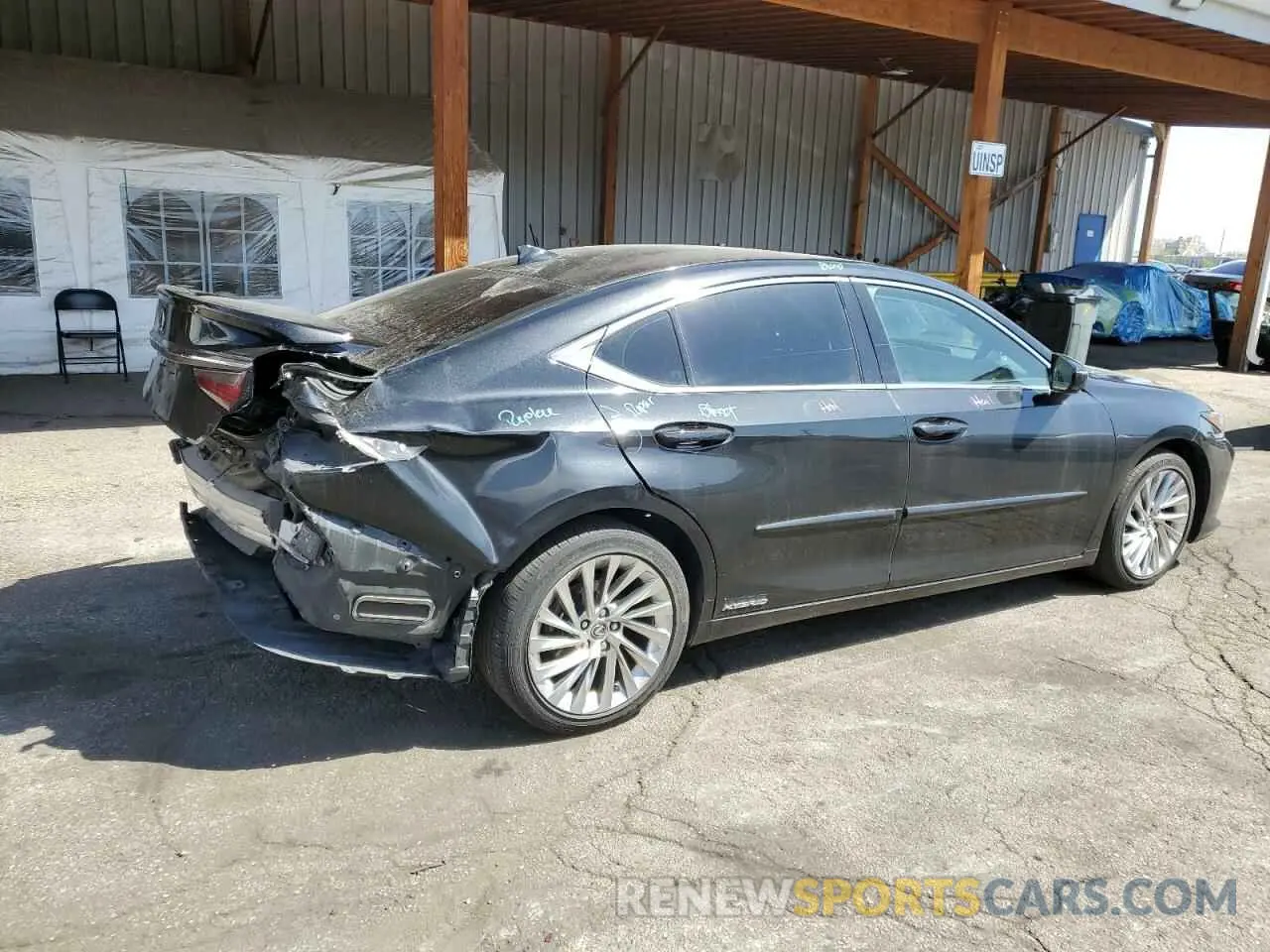 3 Фотография поврежденного автомобиля 58AB21B11KU003746 LEXUS ES300 2019