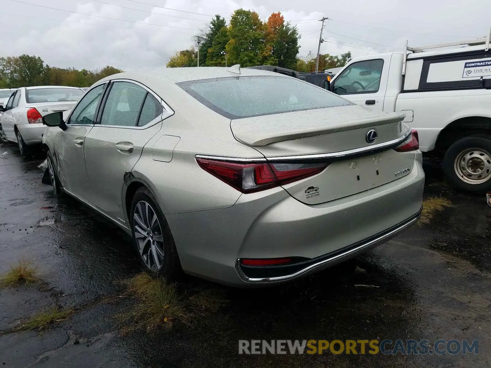 3 Photograph of a damaged car 58AB21B12KU001469 LEXUS ES300 2019