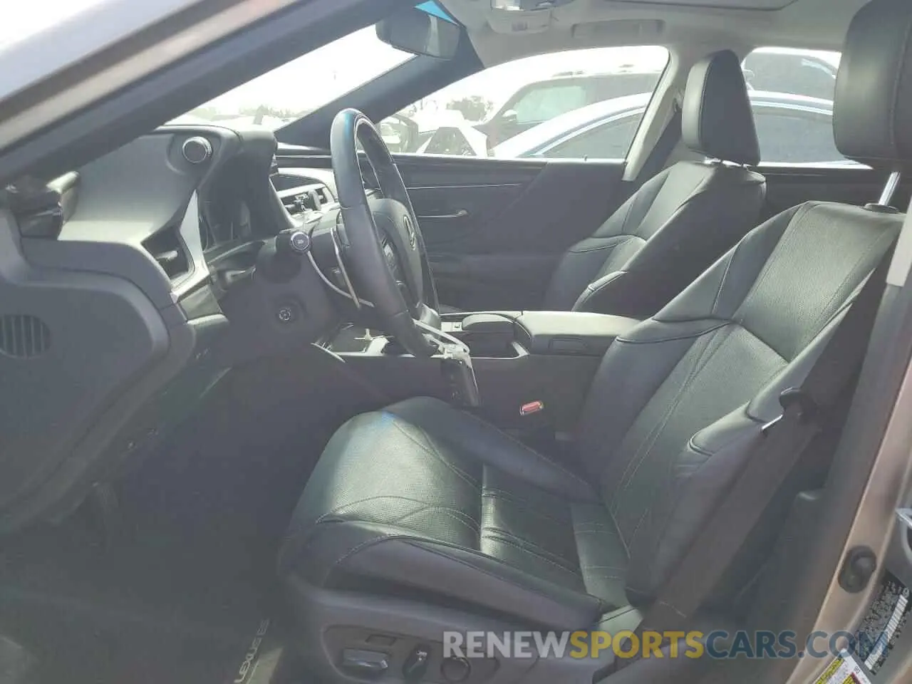 7 Фотография поврежденного автомобиля 58AB21B14KU004230 LEXUS ES300 2019