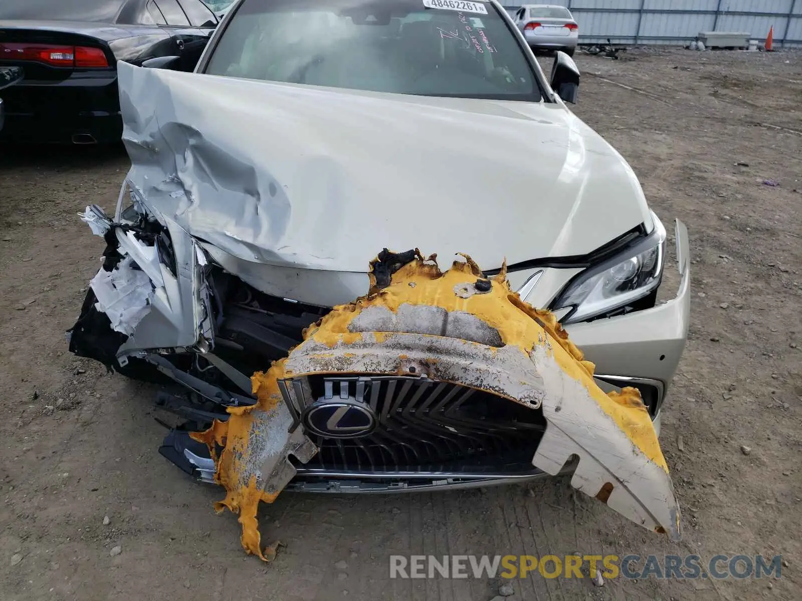 7 Photograph of a damaged car 58AB21B15KU001563 LEXUS ES300 2019