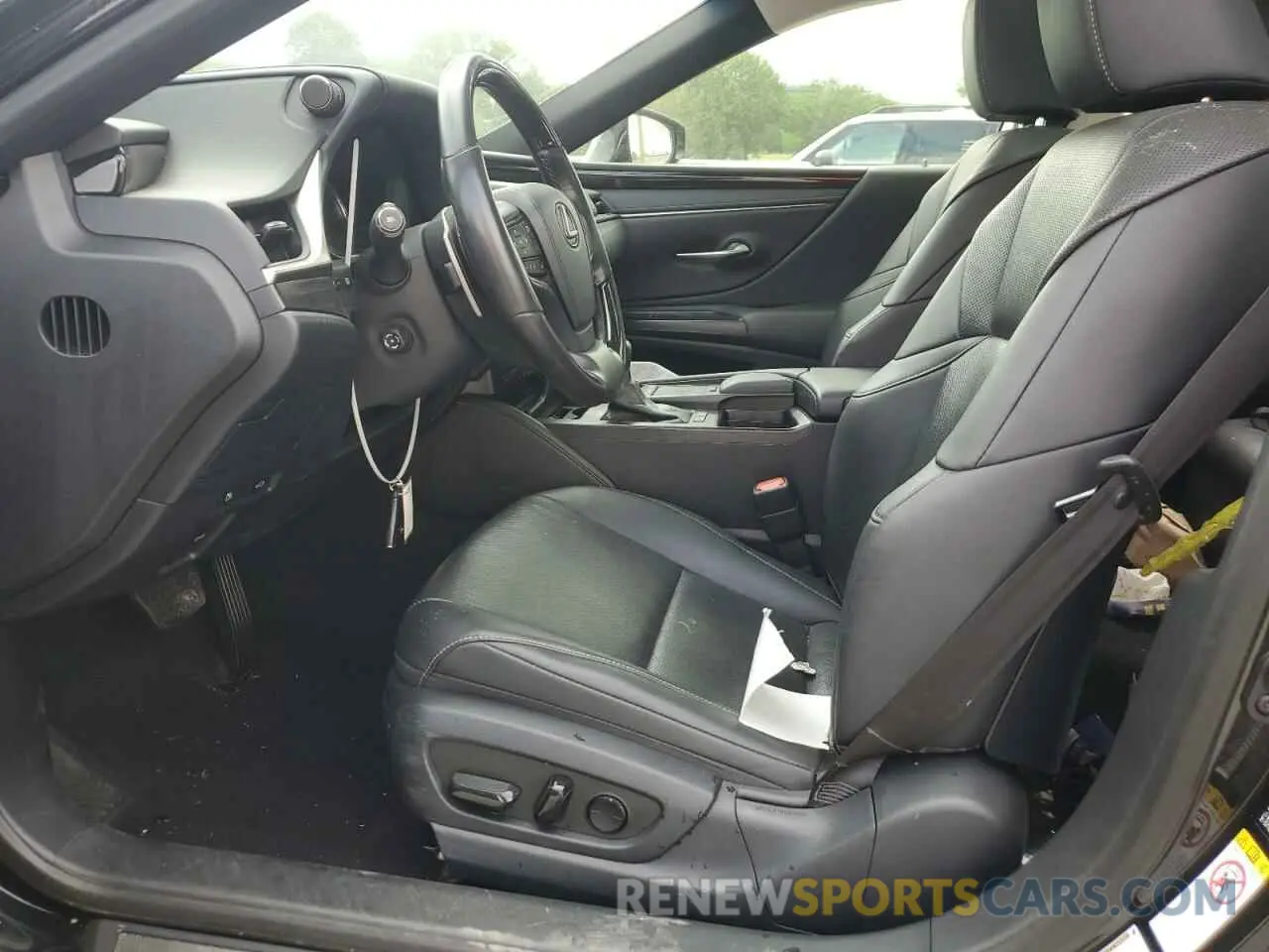 7 Photograph of a damaged car JTHB21B10K2038509 LEXUS ES300 2019