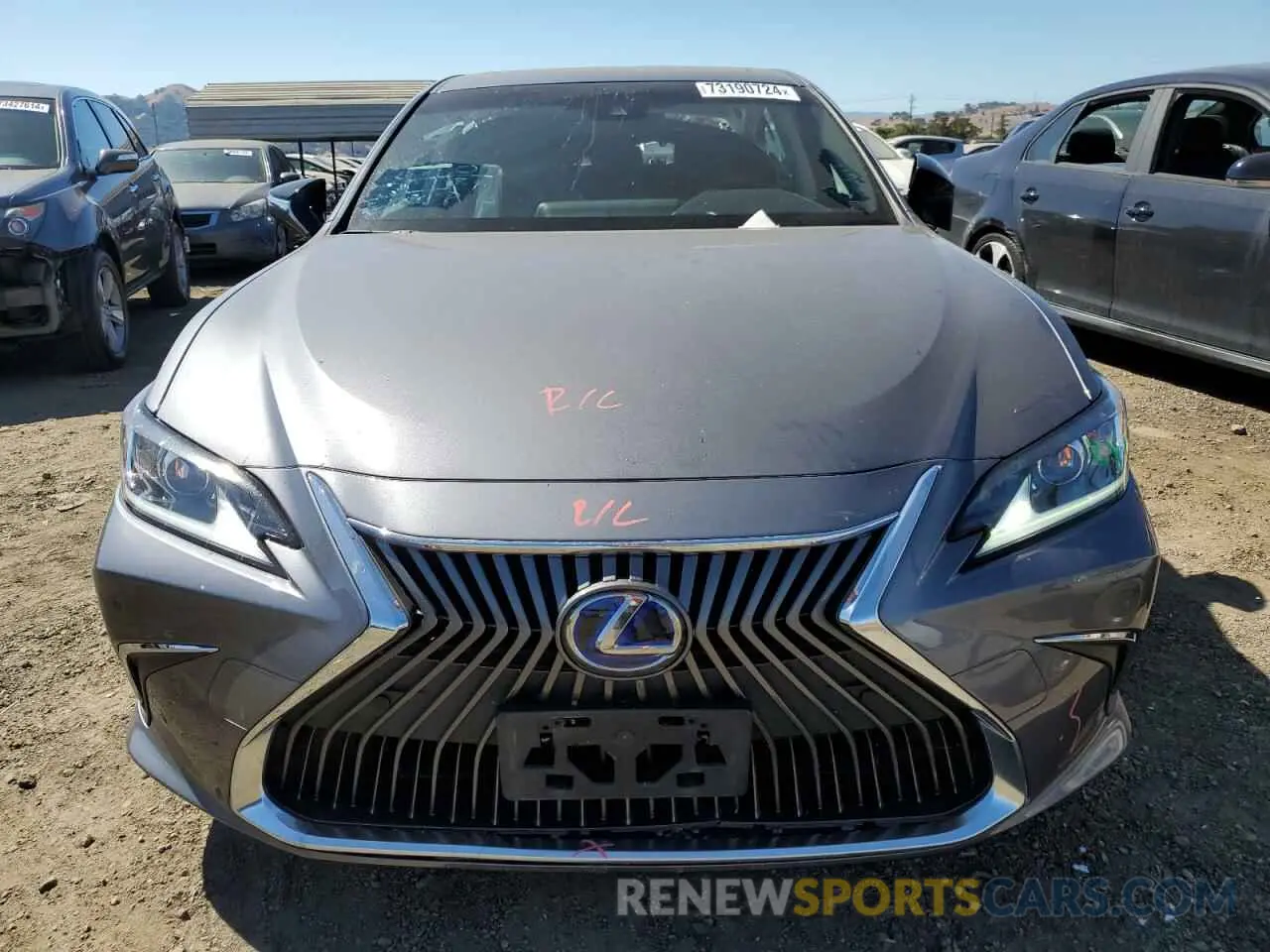 5 Photograph of a damaged car JTHB21B10K2040017 LEXUS ES300 2019