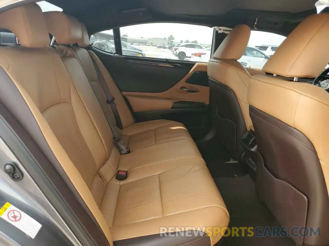 10 Photograph of a damaged car JTHB21B12K2036938 LEXUS ES300 2019