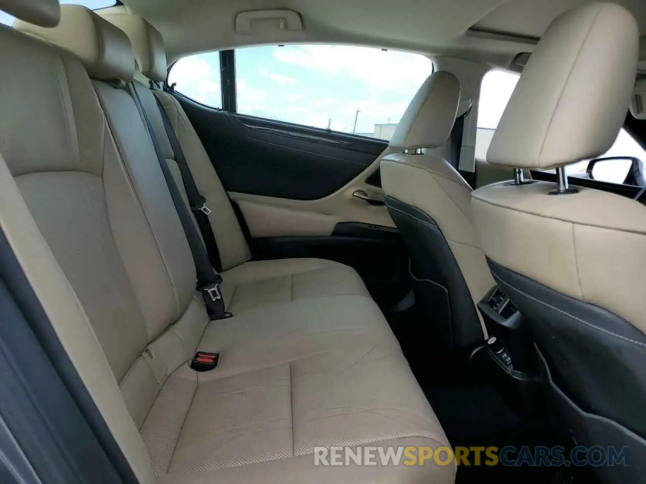 10 Photograph of a damaged car JTHB21B17K2039849 LEXUS ES300 2019