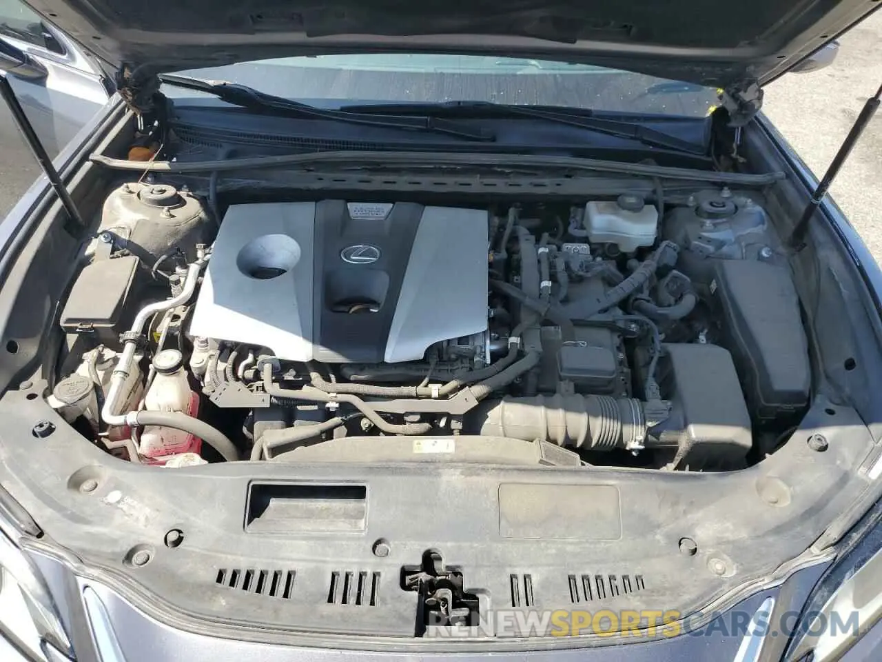 11 Photograph of a damaged car 58AC21B12LU006208 LEXUS ES300 2020
