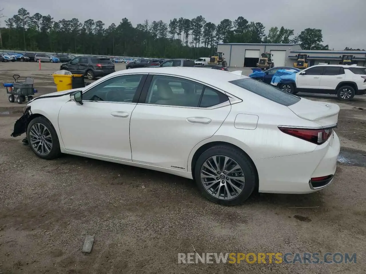 2 Фотография поврежденного автомобиля 58AD21B17LU009951 LEXUS ES300 2020
