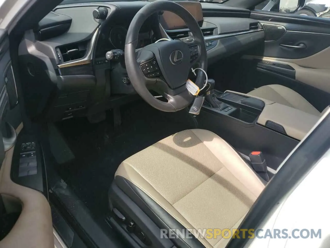 8 Фотография поврежденного автомобиля 58AD21B17LU009951 LEXUS ES300 2020