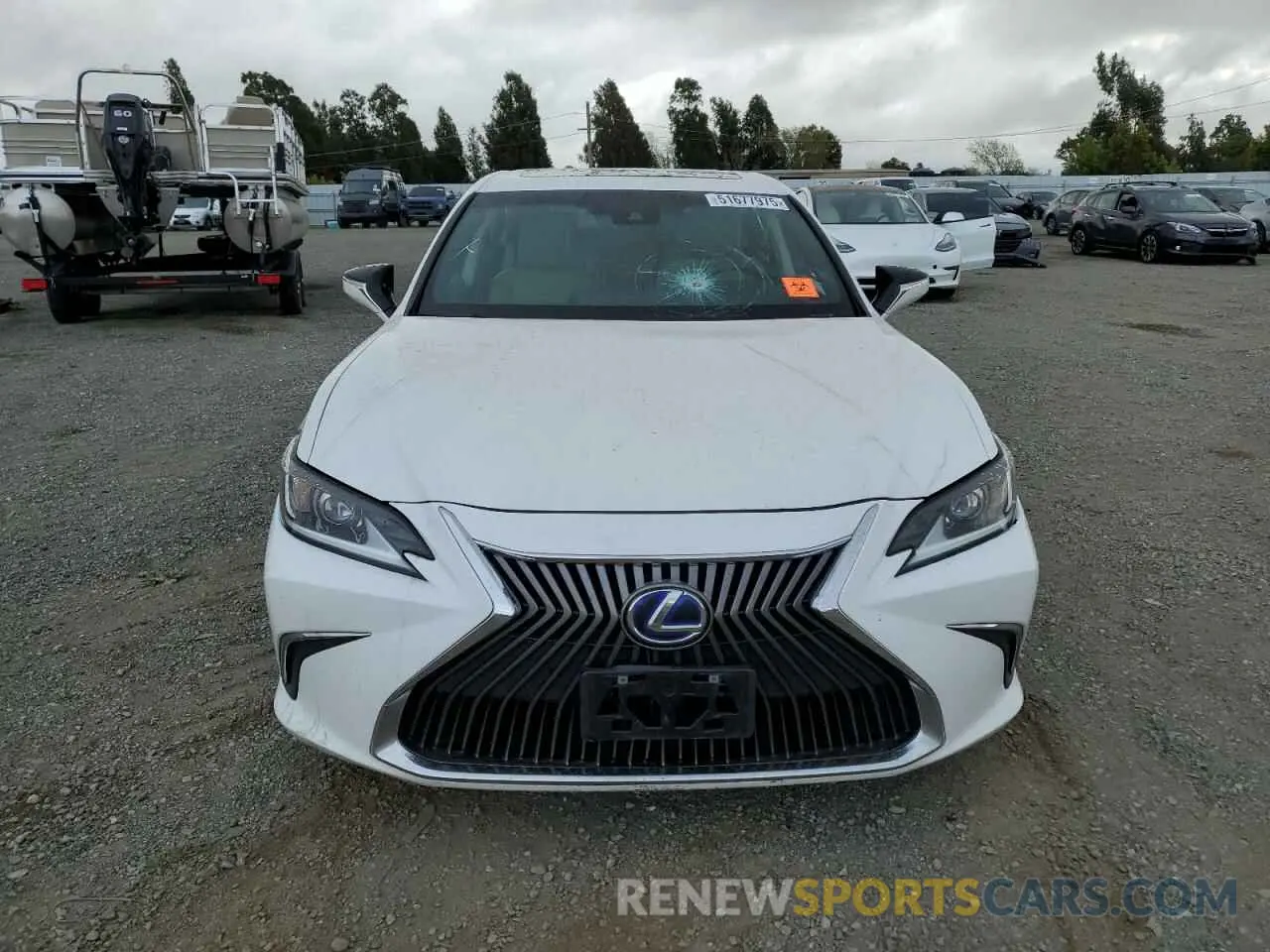 5 Photograph of a damaged car 58ACA1C10MU011247 LEXUS ES300 2021