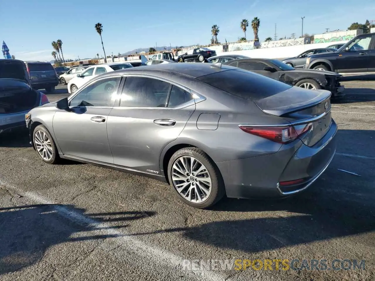 2 Photograph of a damaged car 58ADA1C11MU003338 LEXUS ES300 2021