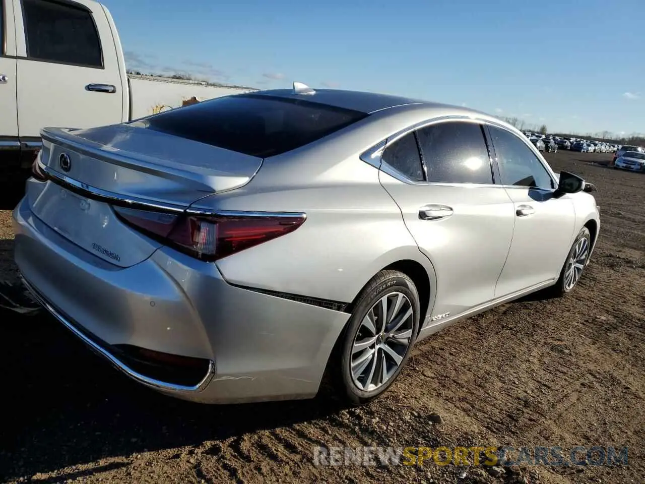 3 Photograph of a damaged car 58ADA1C13MU002448 LEXUS ES300 2021