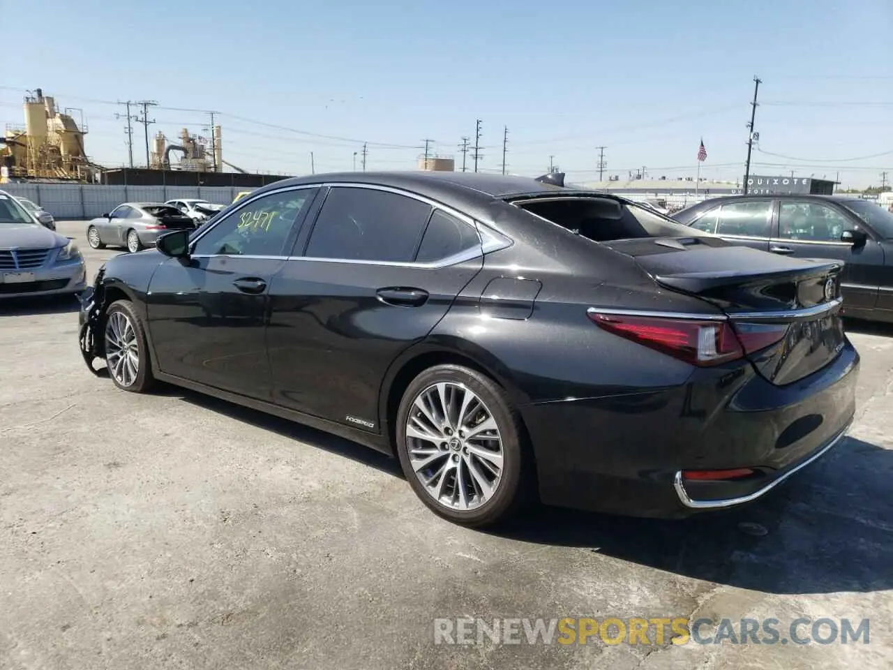 3 Photograph of a damaged car 58ADA1C16MU001696 LEXUS ES300 2021
