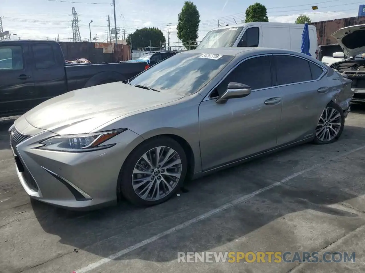 1 Photograph of a damaged car 58ADA1C18MU001585 LEXUS ES300 2021