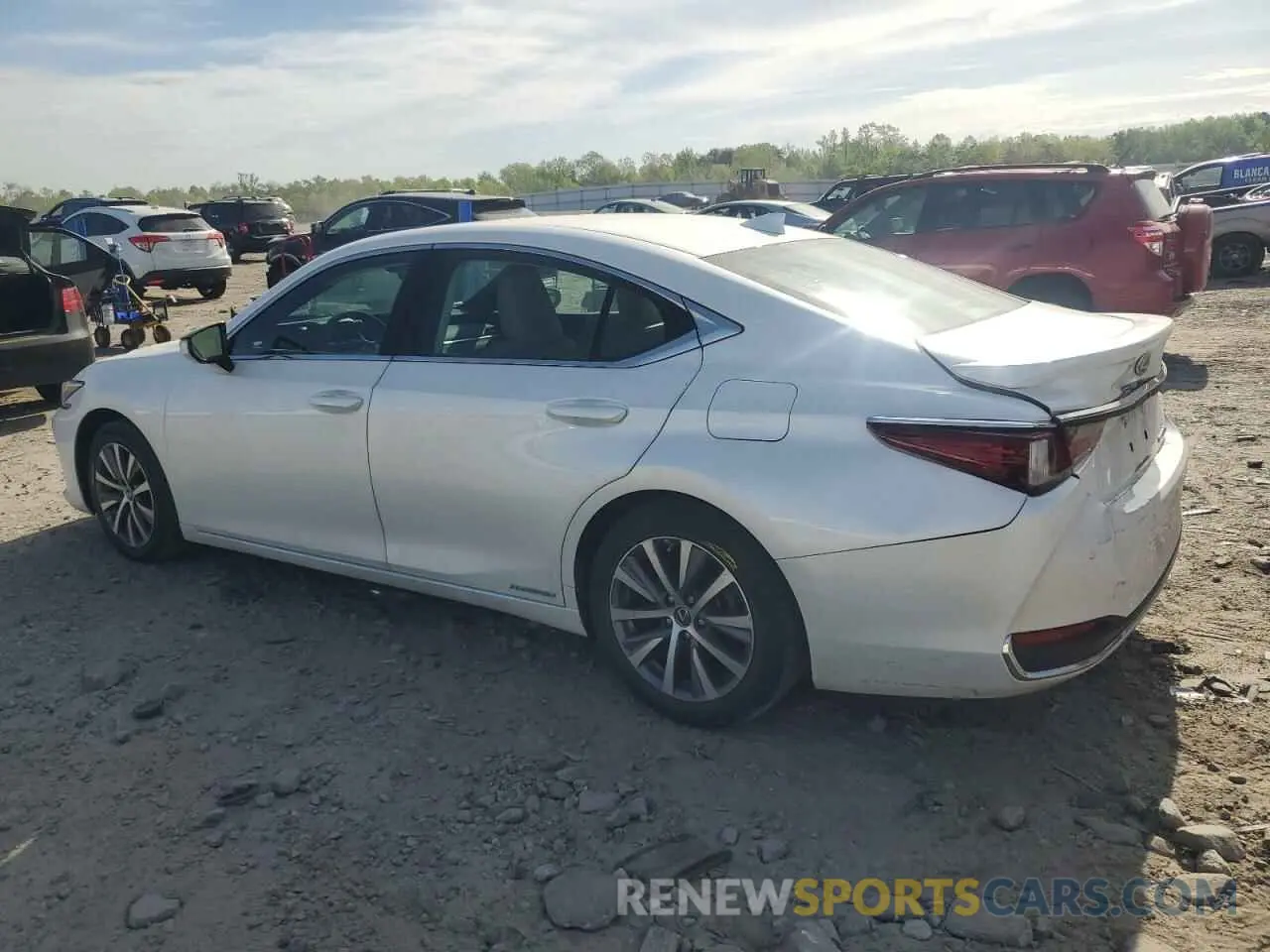 2 Photograph of a damaged car 58ADA1C1XMU012782 LEXUS ES300 2021