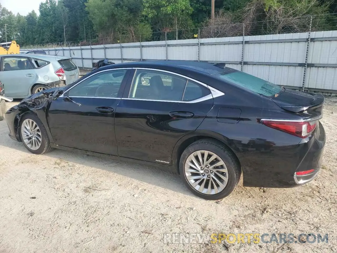 2 Photograph of a damaged car 58AEA1C17MU001369 LEXUS ES300 2021