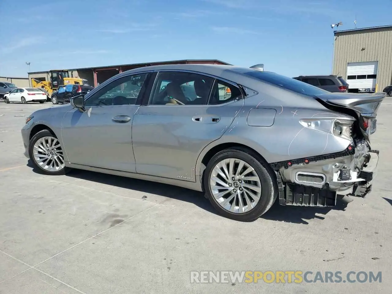 2 Фотография поврежденного автомобиля 58AFA1C10MU004330 LEXUS ES300 2021