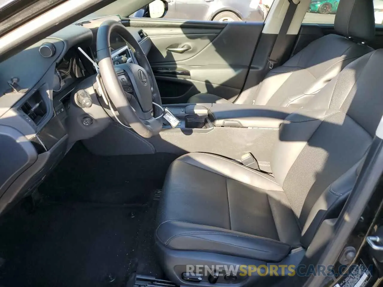 7 Фотография поврежденного автомобиля 58ADA1C11NU024059 LEXUS ES300 2022