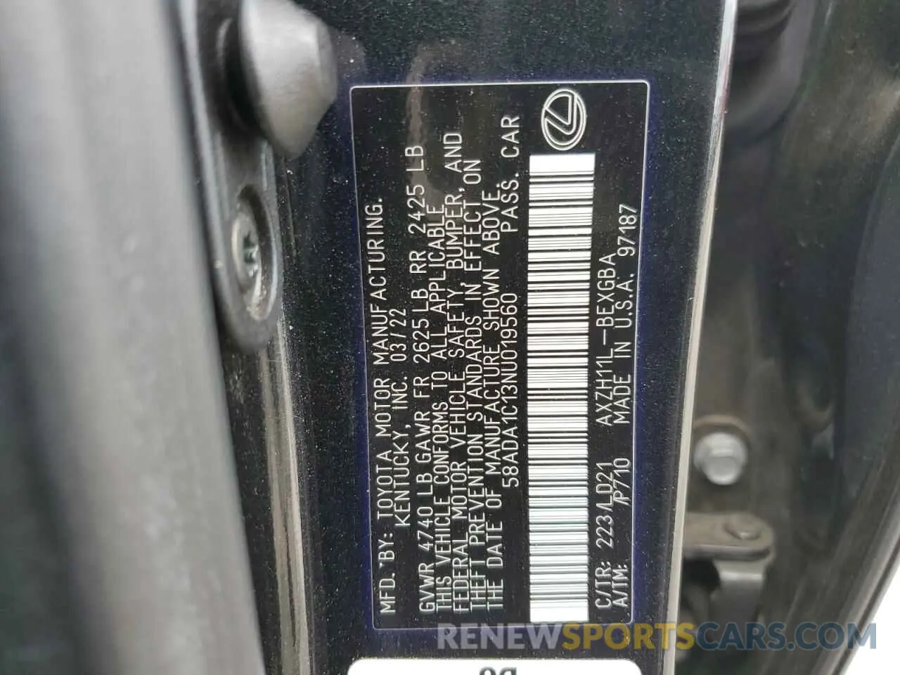 13 Фотография поврежденного автомобиля 58ADA1C13NU019560 LEXUS ES300 2022