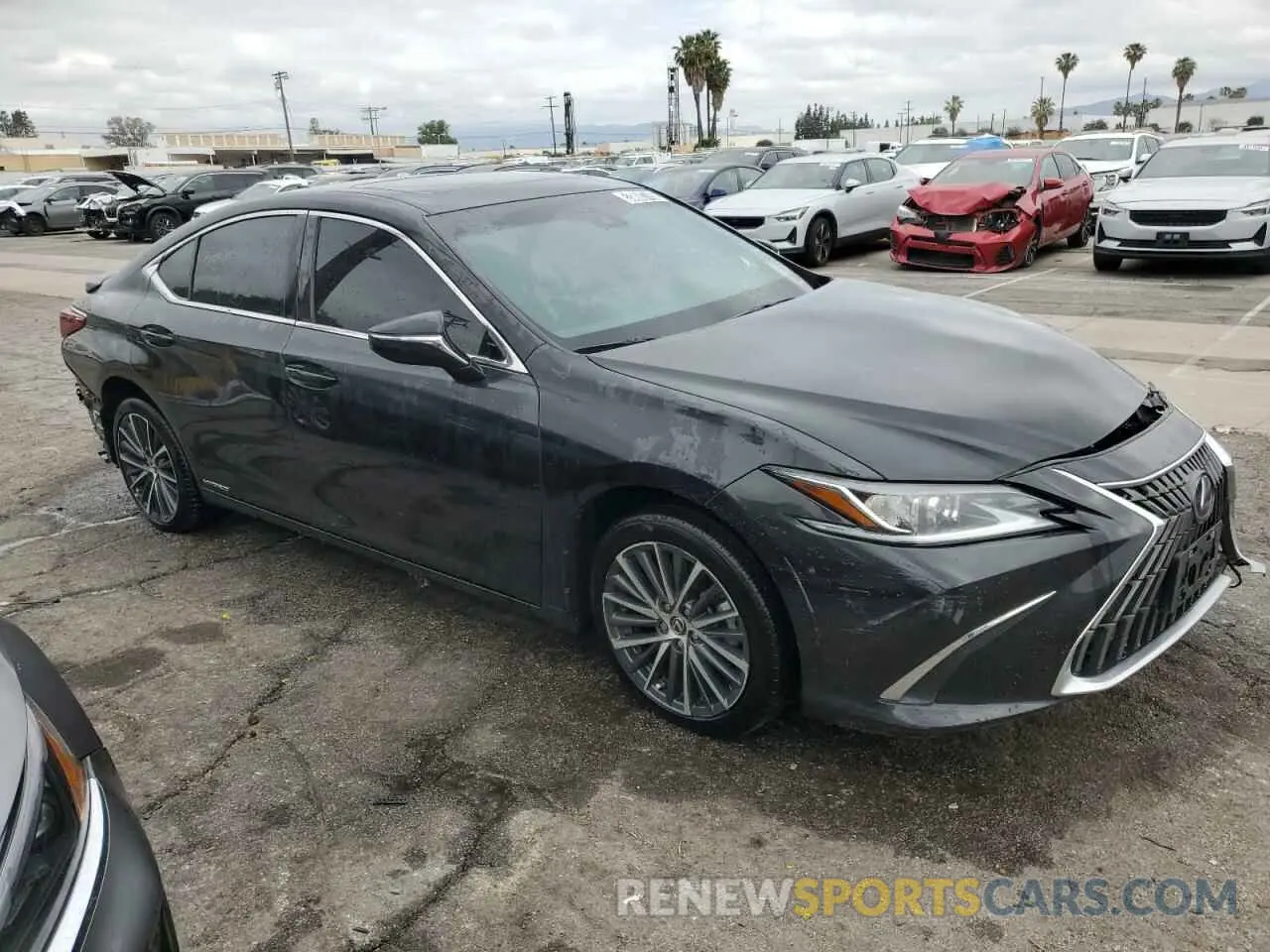 4 Фотография поврежденного автомобиля 58ADA1C13NU019560 LEXUS ES300 2022