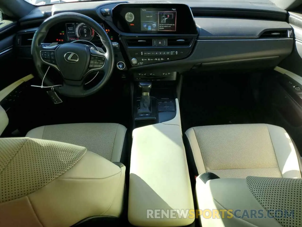 8 Photograph of a damaged car 58ADA1C15NU018572 LEXUS ES300 2022
