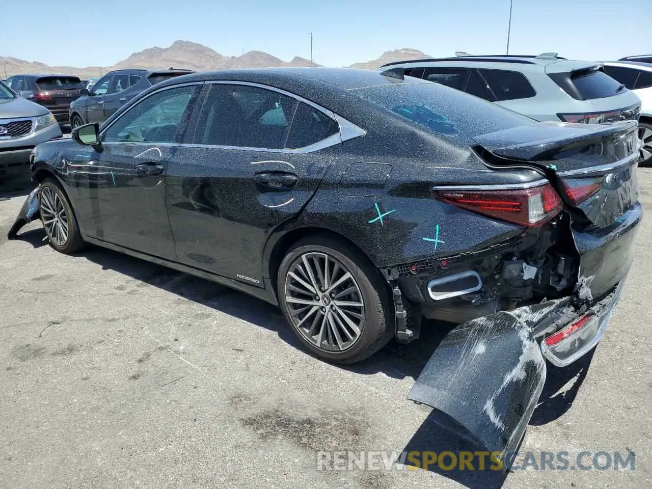 2 Фотография поврежденного автомобиля 58ADA1C18NU021319 LEXUS ES300 2022