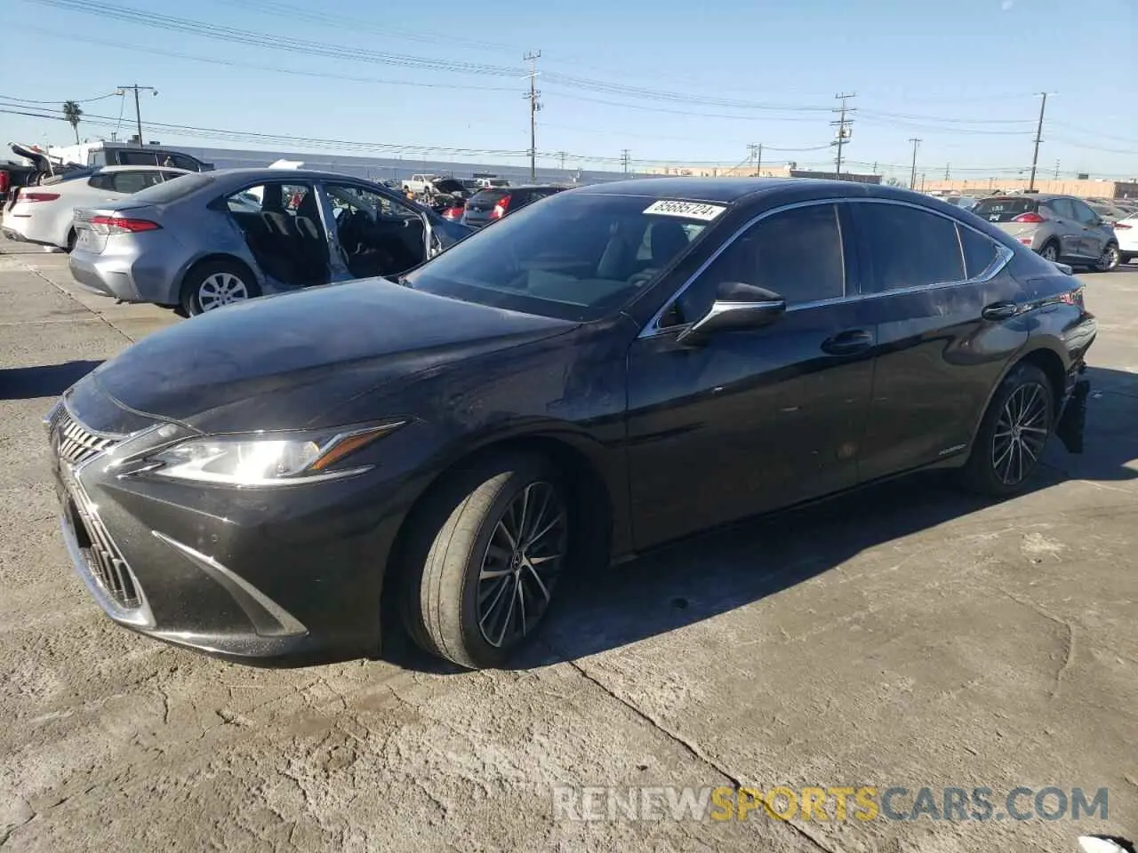 1 Photograph of a damaged car 58ADA1C18NU024057 LEXUS ES300 2022