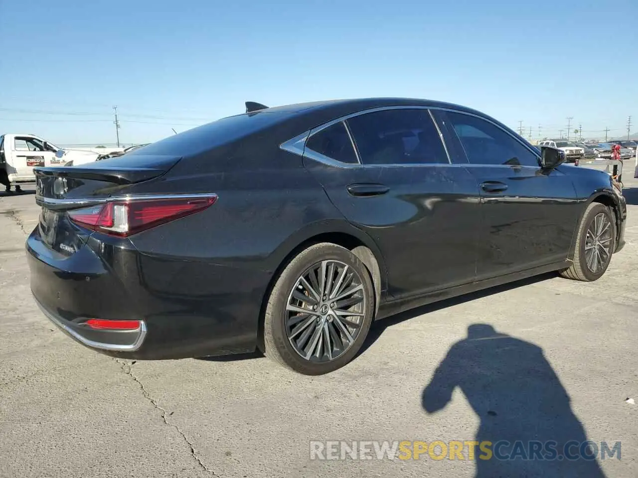 3 Photograph of a damaged car 58ADA1C19NU017926 LEXUS ES300 2022