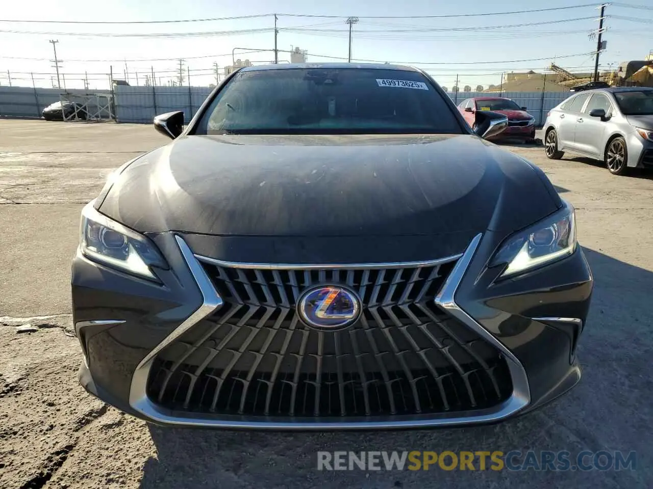 5 Photograph of a damaged car 58ADA1C19NU017926 LEXUS ES300 2022