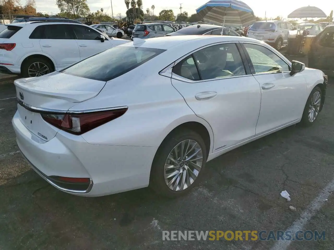 3 Фотография поврежденного автомобиля 58AEA1C11NU018217 LEXUS ES300 2022
