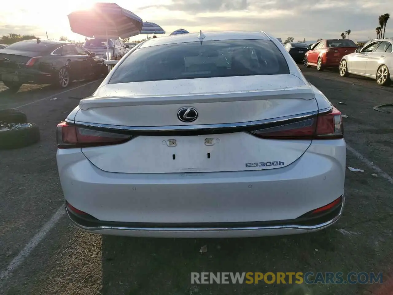 6 Фотография поврежденного автомобиля 58AEA1C11NU018217 LEXUS ES300 2022