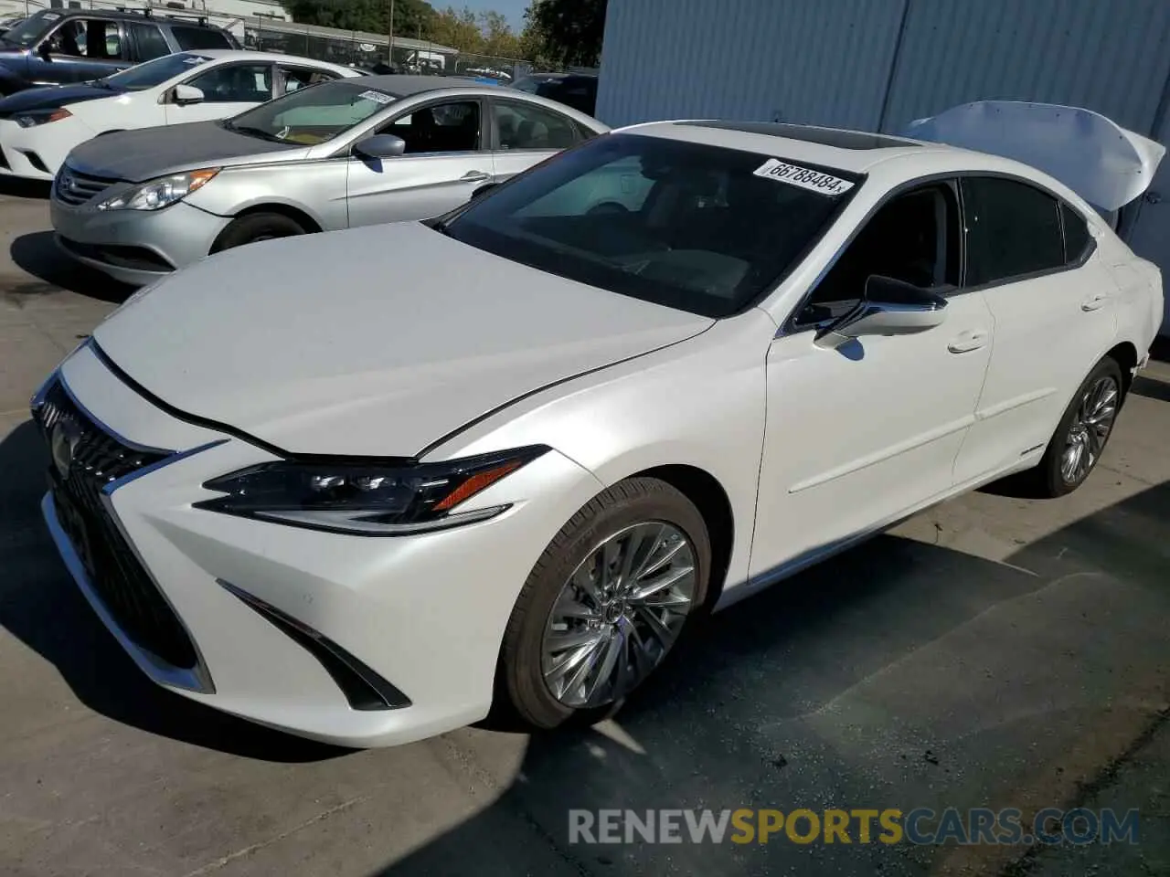 1 Фотография поврежденного автомобиля 58AEA1C16NU019833 LEXUS ES300 2022