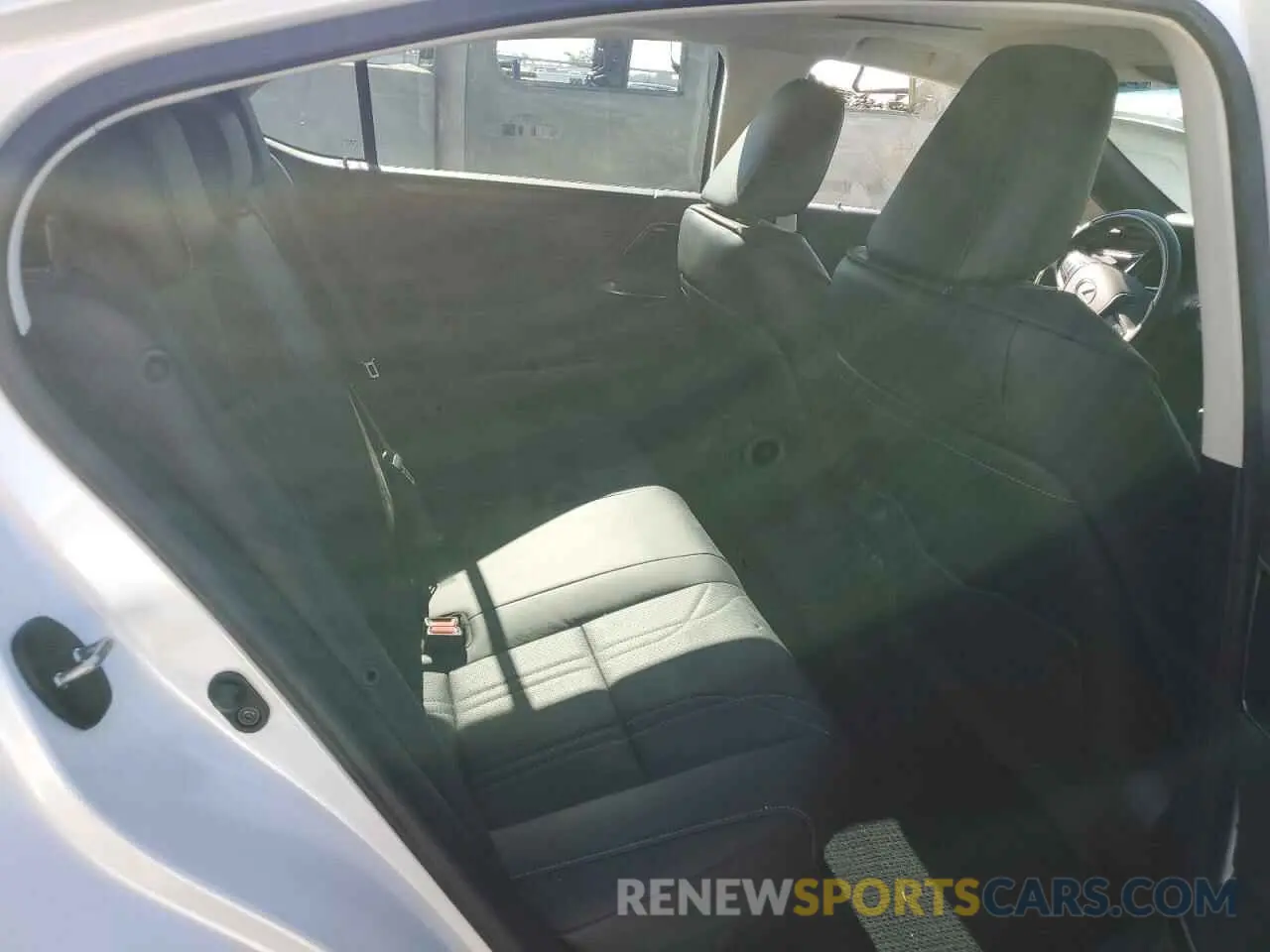 10 Фотография поврежденного автомобиля 58AEA1C16NU019833 LEXUS ES300 2022