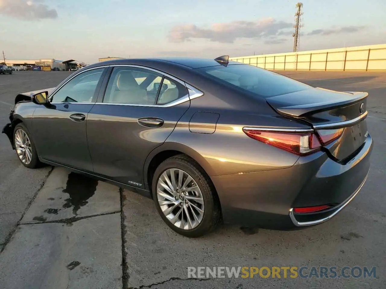 2 Фотография поврежденного автомобиля 58AEA1C19NU025089 LEXUS ES300 2022