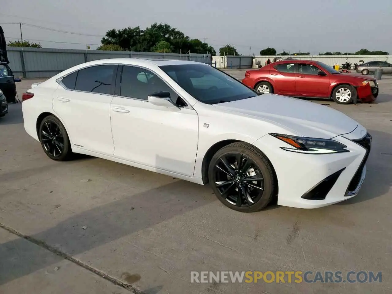 4 Фотография поврежденного автомобиля 58AGA1C19NU015929 LEXUS ES300 2022