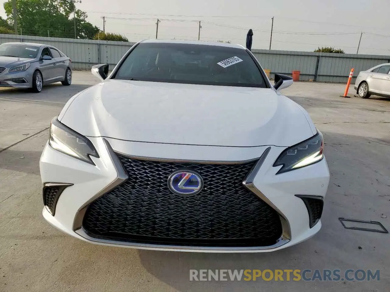 5 Фотография поврежденного автомобиля 58AGA1C19NU015929 LEXUS ES300 2022
