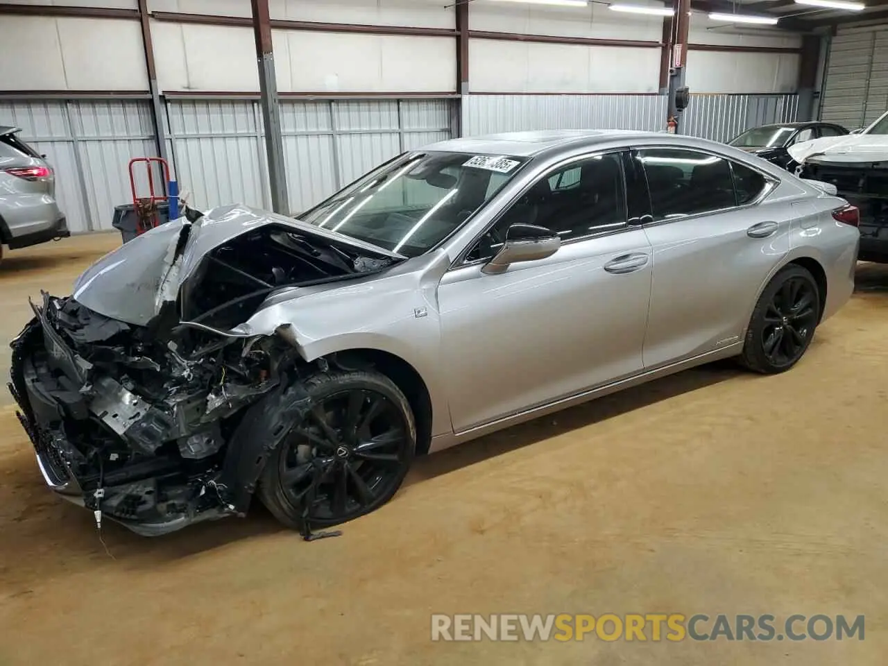 1 Photograph of a damaged car 58AGA1C1XNU014899 LEXUS ES300 2022