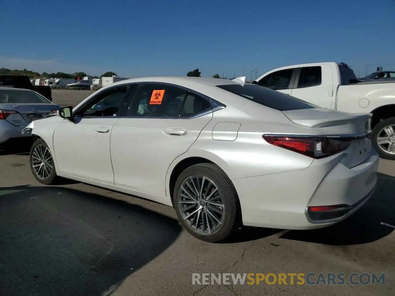 2 Фотография поврежденного автомобиля 58ADA1C14PU032014 LEXUS ES300 2023