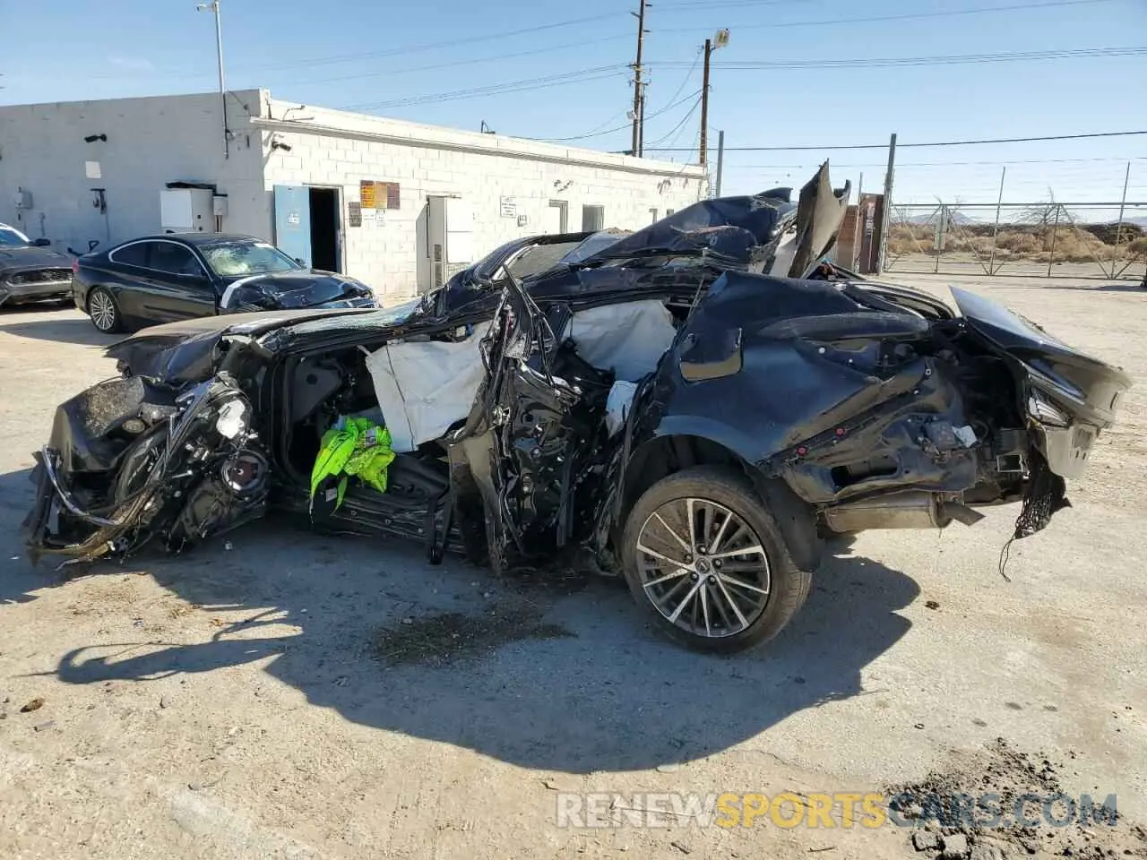2 Фотография поврежденного автомобиля 58ADA1C18PU030881 LEXUS ES300 2023