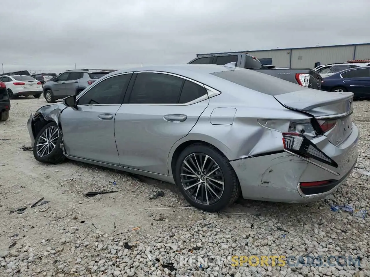 2 Фотография поврежденного автомобиля 58ADA1C1XPU032132 LEXUS ES300 2023