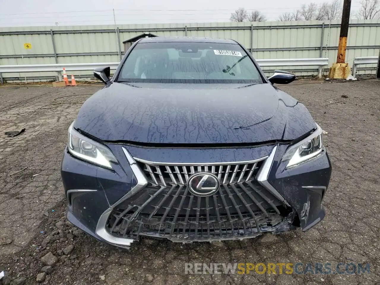 5 Photograph of a damaged car 58ACA1C17RU038100 LEXUS ES300 2024